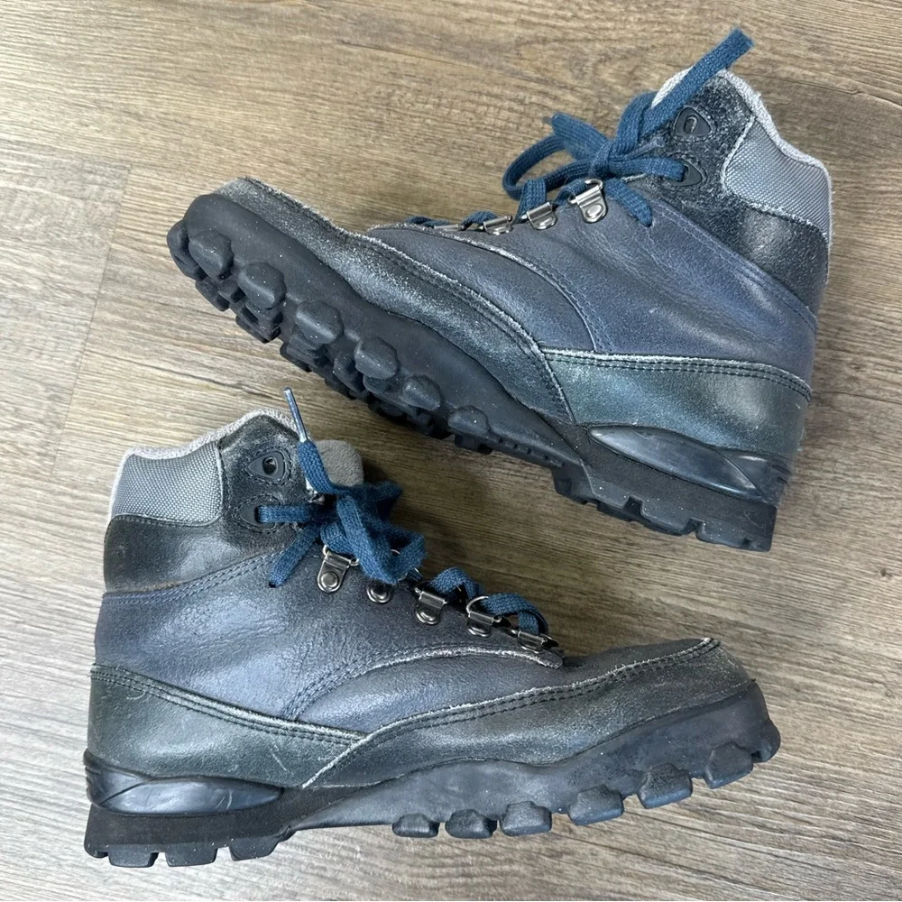 Vintage 1990’s Nike Women’s ACG Hiking Navy Blue 
Leather Boots, Size 7 - Picture 2 of 8